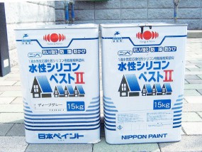 屋根塗装にはシリコンベストⅡを使用しました。